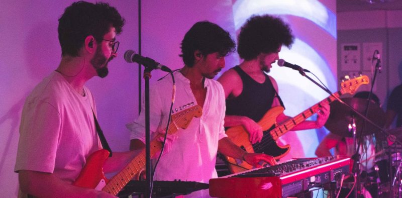 51ec9b_790bf13573224e3f8758c4f7d4ad95a0~mv2 (1)